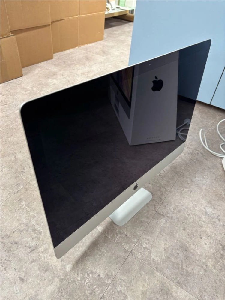 아이맥 Retina 5K 27인치 3대 (2019/2020/2020) 이미지