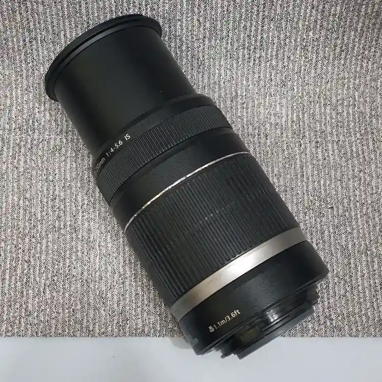 캐논 EF-S 55-250mm IS 망원줌렌즈 + 신품 필터 + 정품후드 이미지