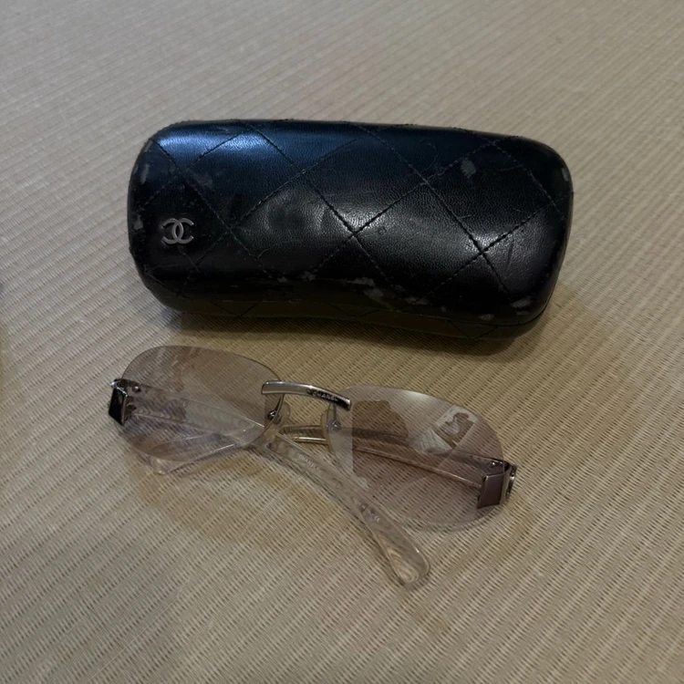 샤넬 4037 빈티지 무테 안경 이미지