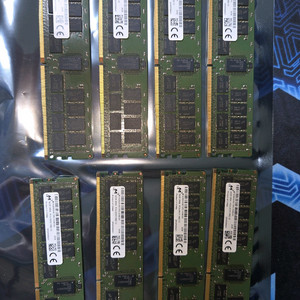 ddr4 서버 32gb 2rx4 2933y 같은랏 8개 이미지