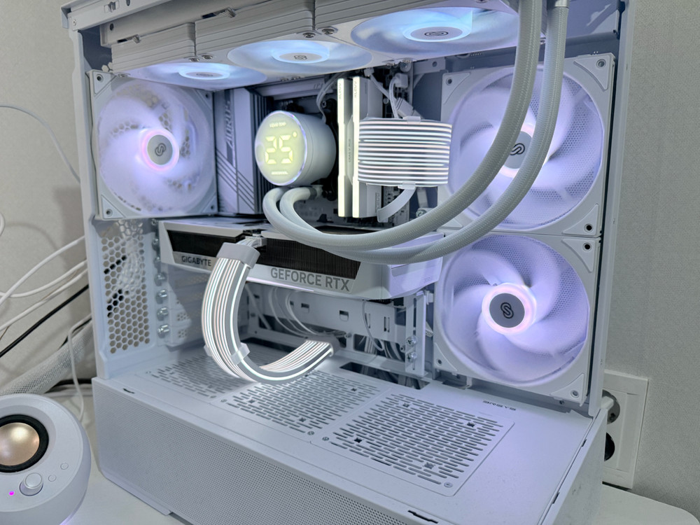 5070 7800X3D 데스크탑 이미지