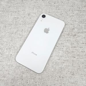 아이폰 XR 화이트 64기가 초 SSS급 이미지