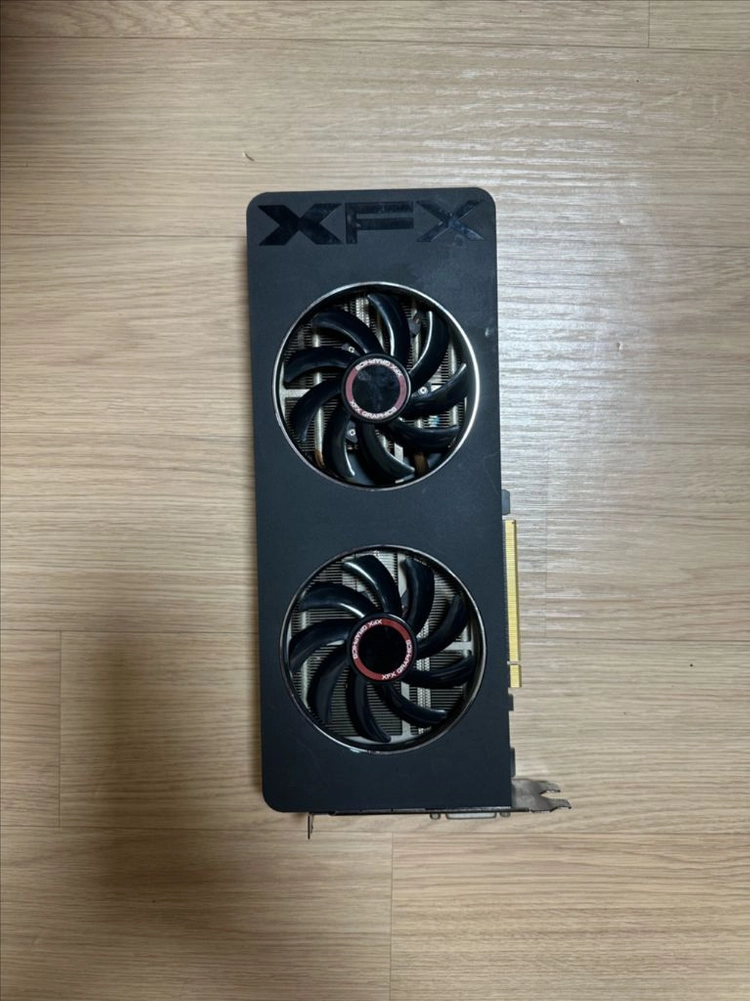 RX 280X 그래픽카드 이미지