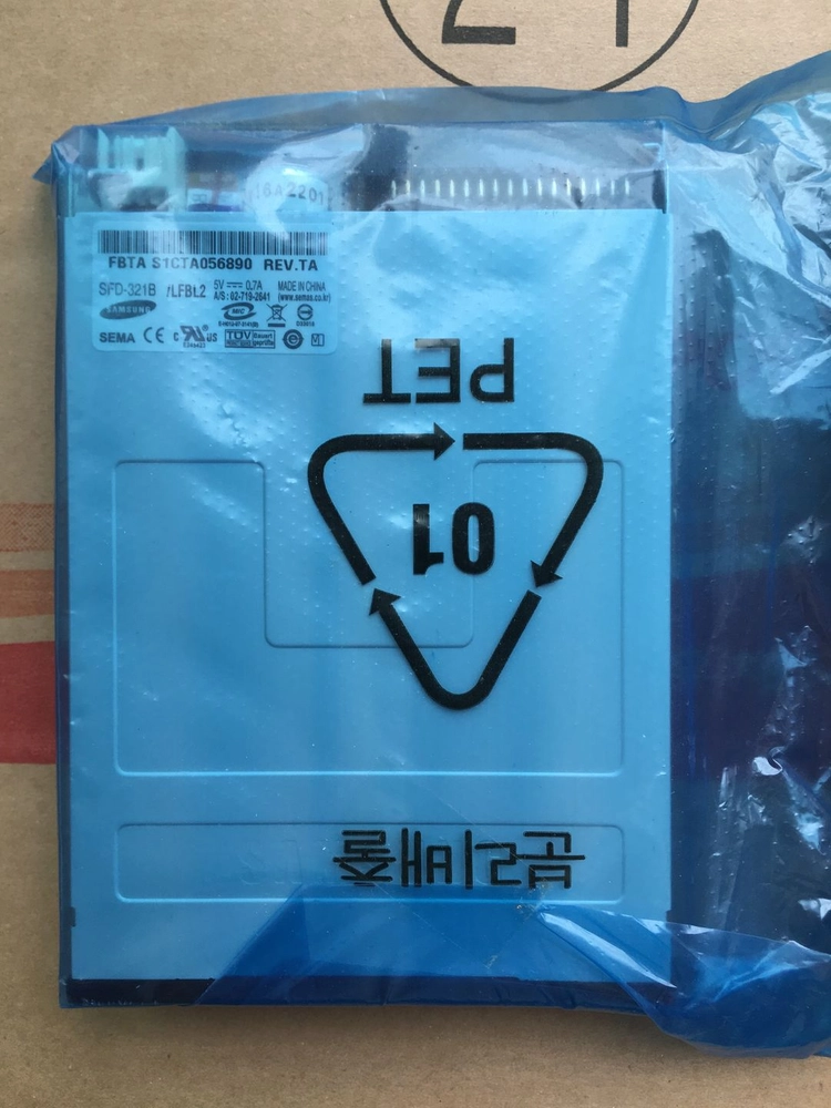 플로피 디스크 드라이브 IDE FDD 3.5인치 (미개봉 새제품) 이미지