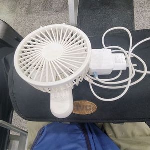 LOEVV 휴대용 선풍기 이미지