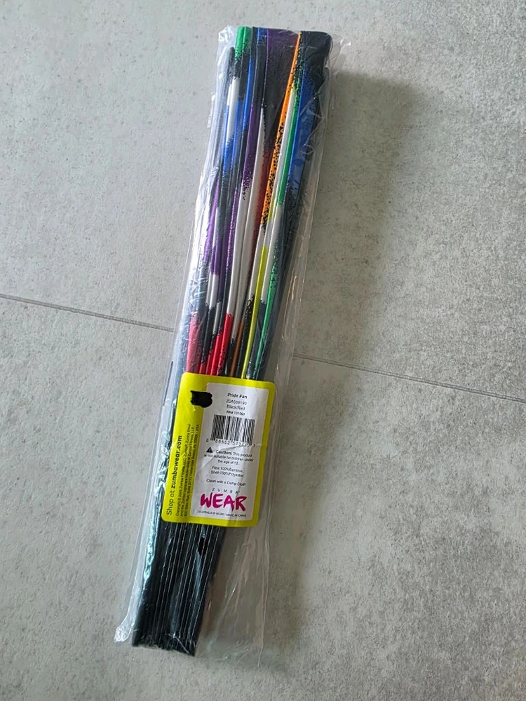 줌바 프라이드 부채 이미지