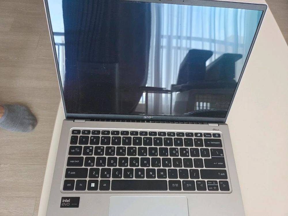 에이서 스위프트고14 oled 이미지