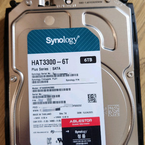 시놀로지 HDD HAT-3300 6TB 4EA 새상붐 이미지