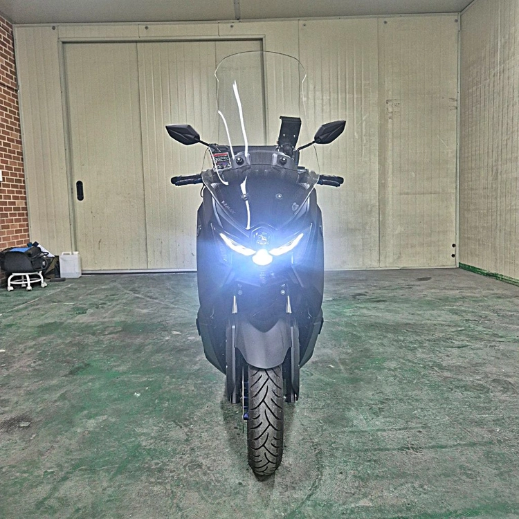 야마하 NMAX125 25년식 1천KM 신차급 판매합니다 이미지