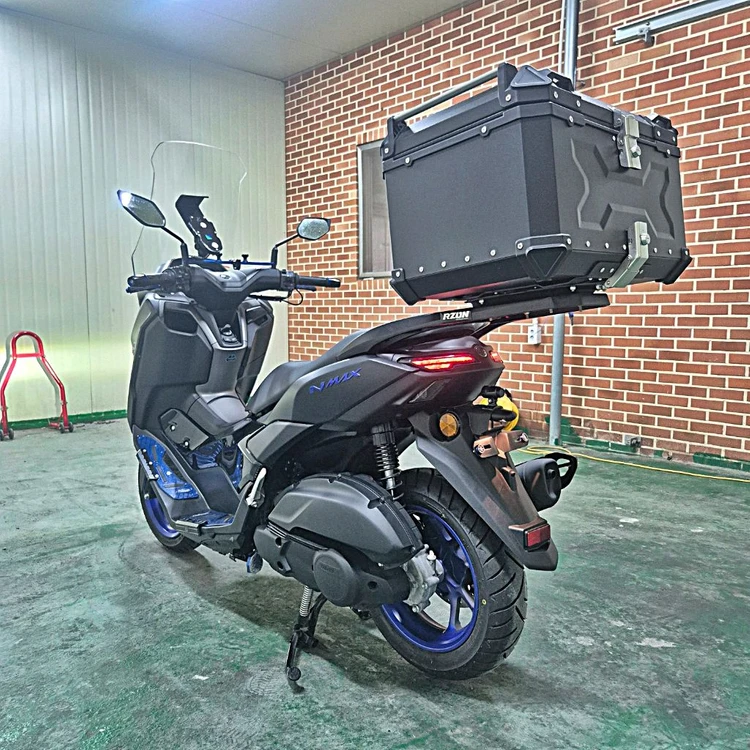 야마하 NMAX125 25년식 1천KM 신차급 판매합니다 이미지