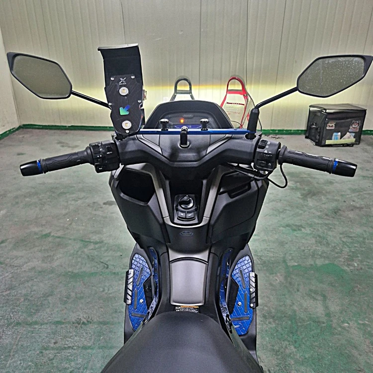 야마하 NMAX125 25년식 1천KM 신차급 판매합니다 이미지