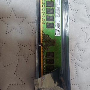 삼성전자 DDR4 16GB 메모리 2666v 이미지