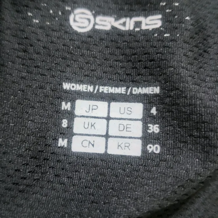 새상품 스킨스 SKINS 여성 러닝 헬스 필라 요가 기능성 나시 90 55 이미지