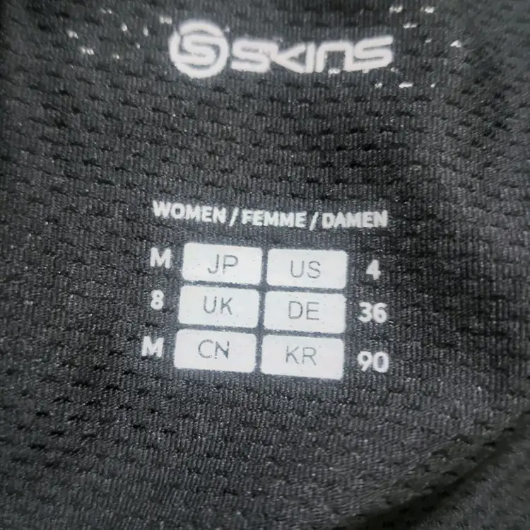 새상품 스킨스 SKINS 여성 러닝 헬스 필라 요가 기능성 나시 90 55 이미지