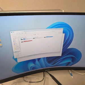 삼성 커브드 모니터 27인치 144hz qhd 이미지