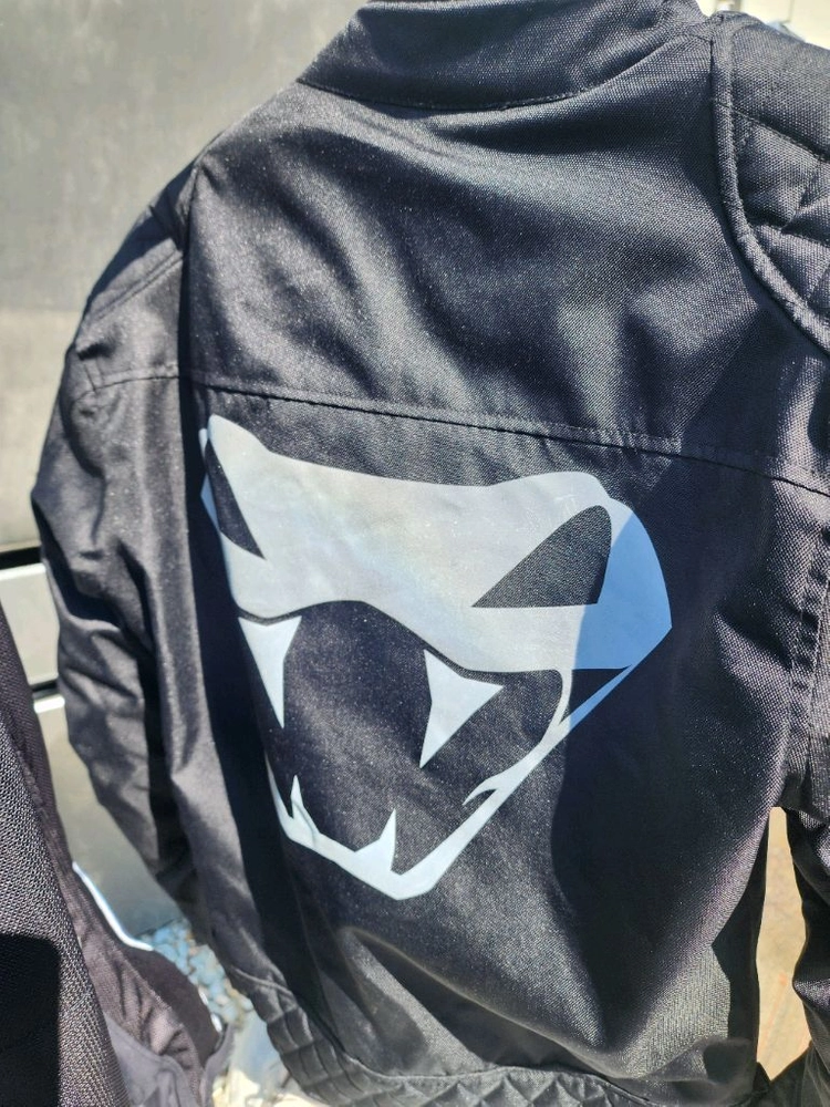 바이크 자켓 95사이즈 viper dainese 팝니다 이미지