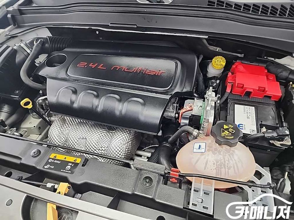 [지프]레니게이드 2.4 리미티드 AWD 6월초특가 이미지