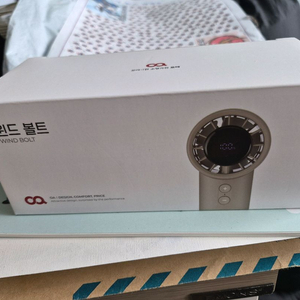 오아 윈드 볼트 휴대용 선풍기 이미지