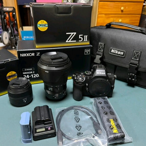 니콘 z5ii바디 + 렌즈 24-120mm F4 + 40mm F2 일괄판매합니다 이미지