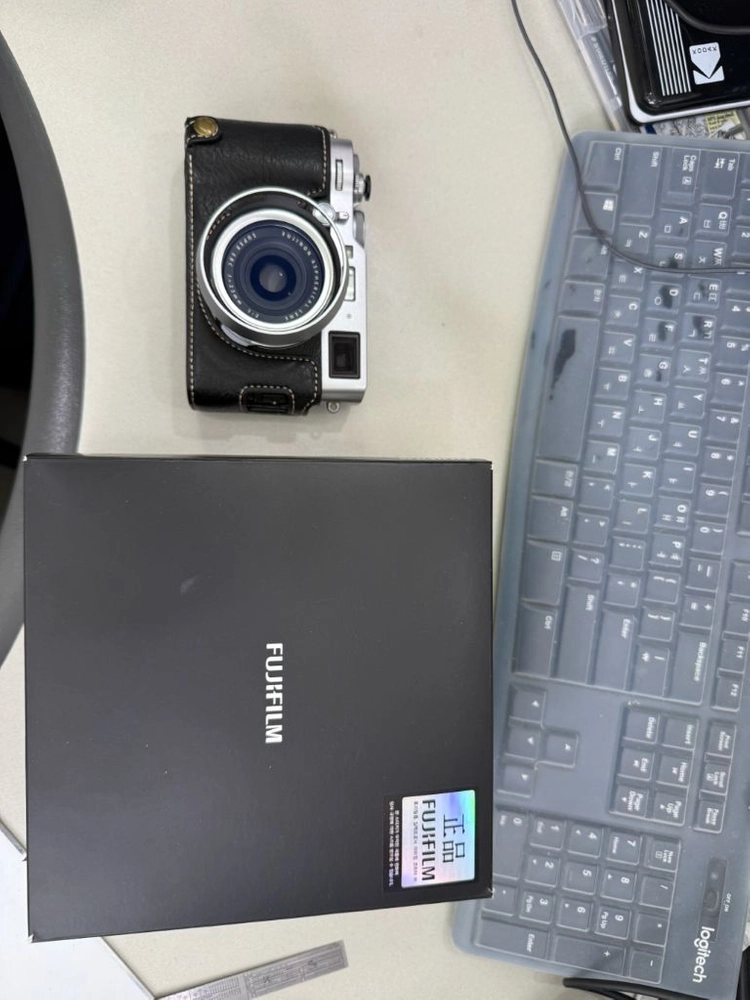후지x100f 실버 박스풀 가격내림 - 안심되는 중고거래