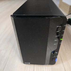 시놀로지 ds220+ NAS 이미지