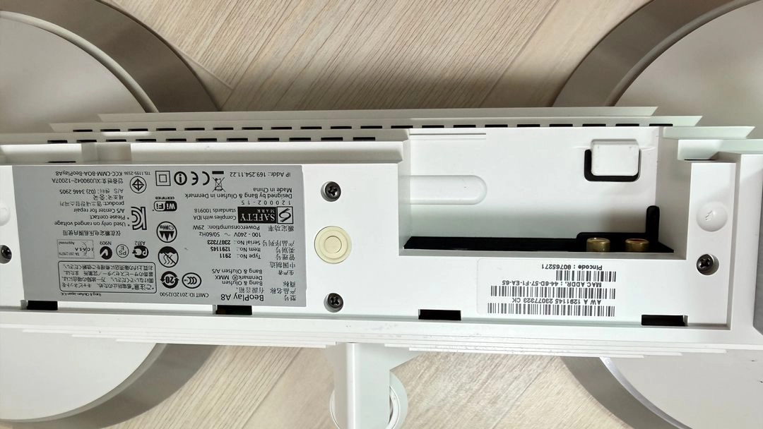 뱅앤올룹슨(B&O) 베오플레이 A8 (에어플레이 지원) 판매합니다 이미지