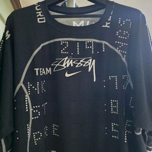 나이키 x 스투시 UV 크루 반팔 FZ5759-010 이미지