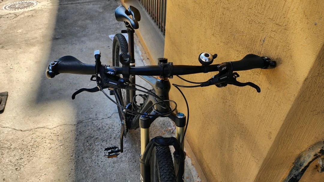 라이노 풀카본 mtb 자전거 이미지