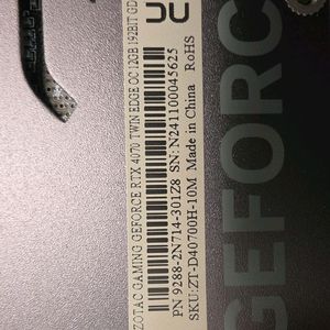 RTX 4070 Twin Edge 그래픽카드 이미지