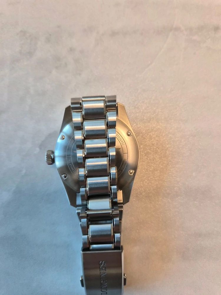 론진 스피릿 줄루타임GMT 39mm 그린 팝니다 이미지