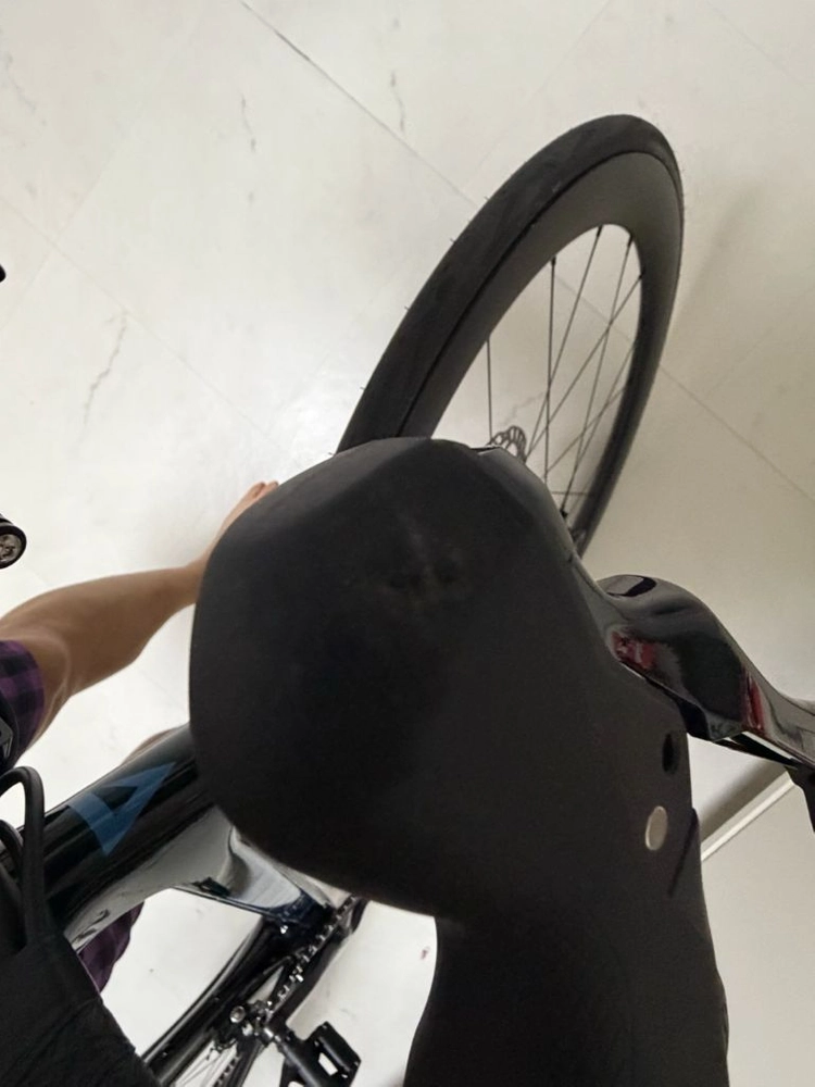 2025 자이언트 tcr 어드밴스 2 kom 이미지