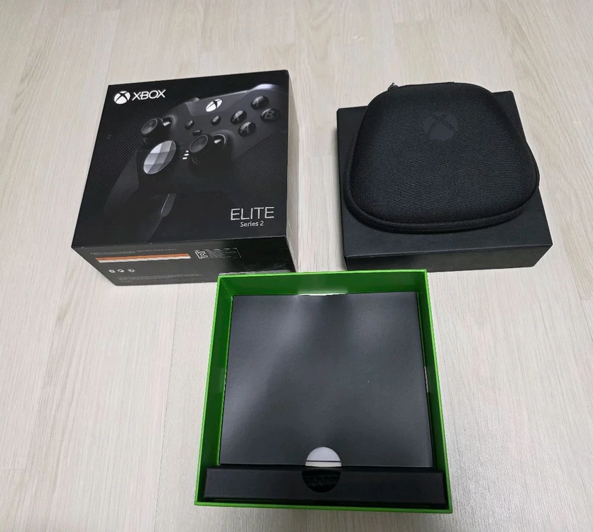 Xbox 엘리트 시리즈2 컨트롤러(완전미사용) 이미지