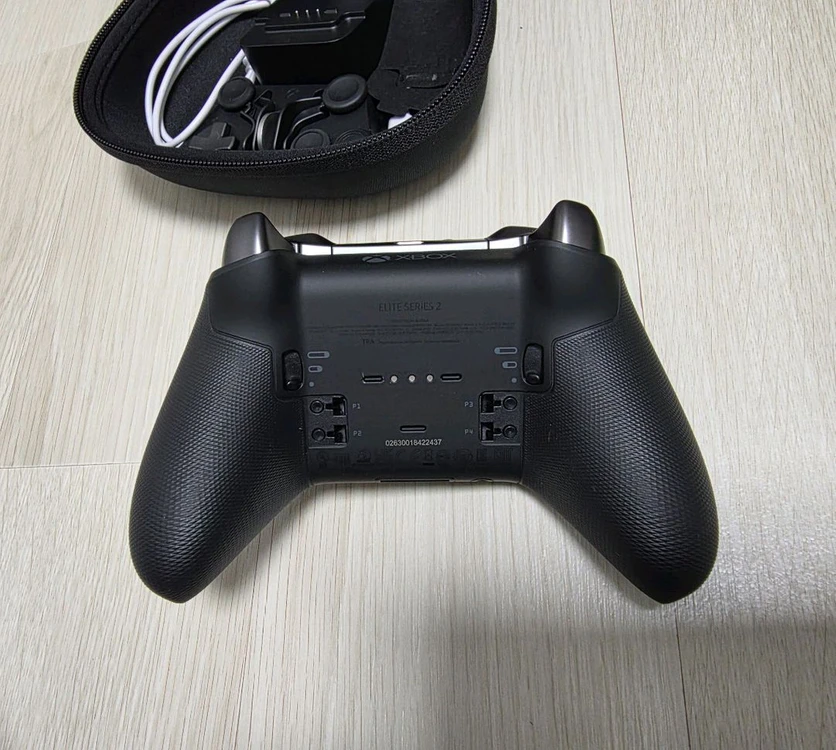 Xbox 엘리트 시리즈2 컨트롤러(완전미사용) 이미지