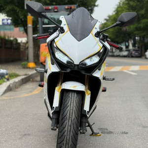 cbr650r 20년식 익실 풀배기 이미지