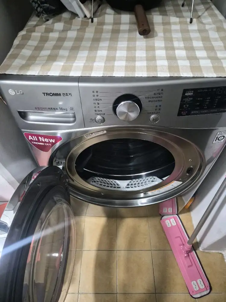 LG 트롬 히트펌프 건조기 16kg 이미지