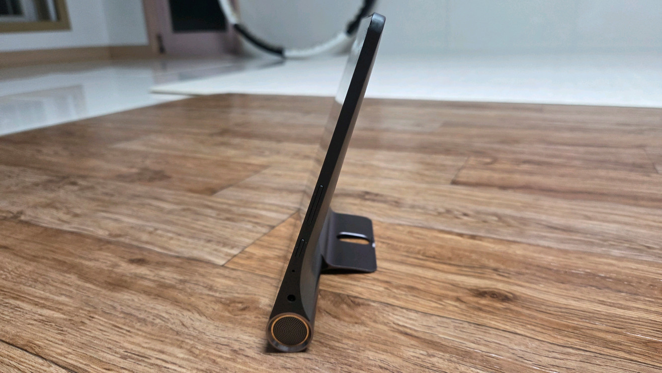 Lenovo 705f 요가탭 이미지