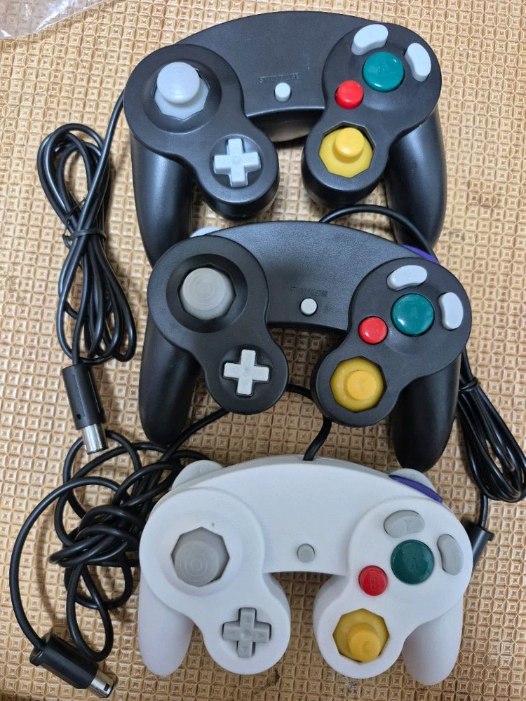 닌텐도 게임큐브 GAMECUBE 게임패드 이미지