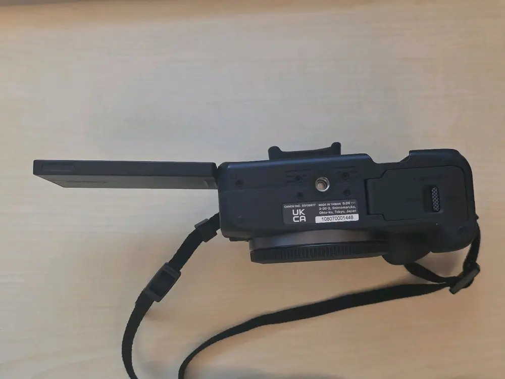 캐논 EOS R50 18-45렌즈킷 풀박스 이미지