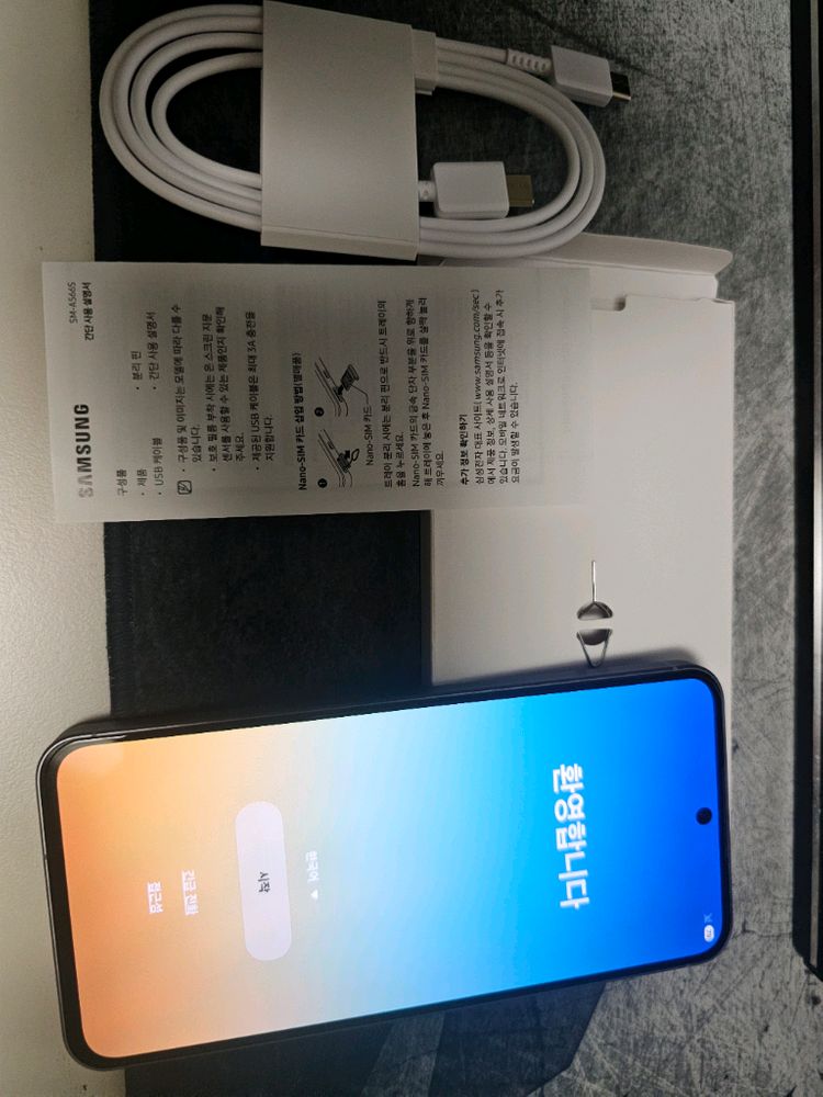 갤럭시 퀀텀6 a56 새제폰급 팝니다 이미지