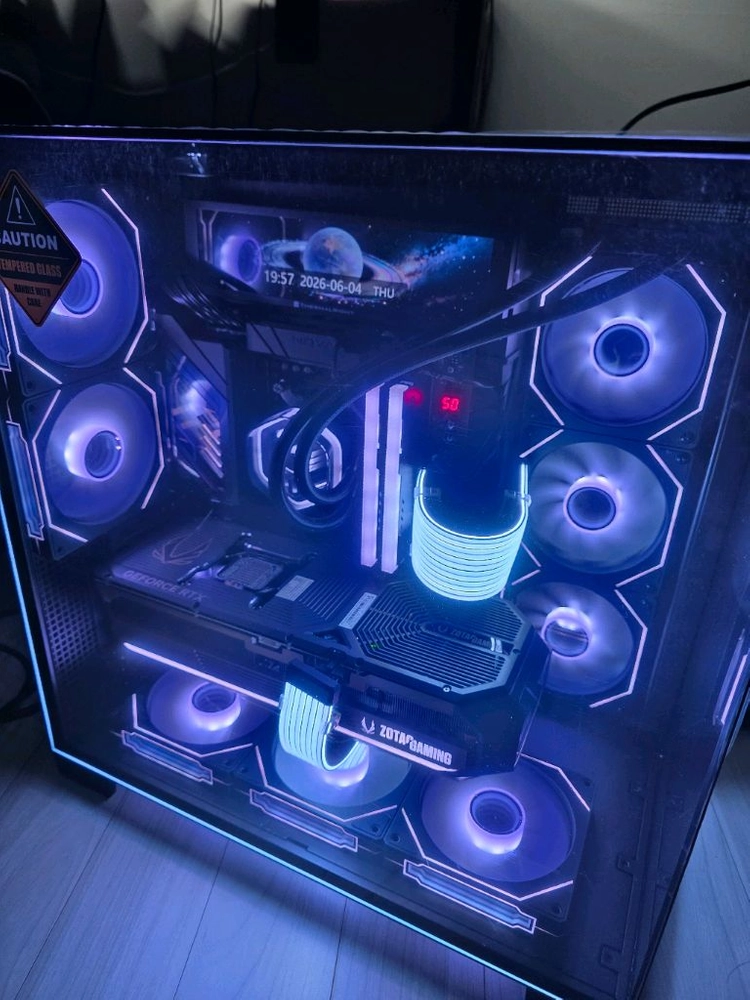 라이젠9 9950X3D X870E RTX5090 하이엔드본체 팝니다 이미지