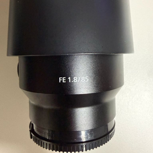 소니 FE 85mm F1.8 렌즈 이미지