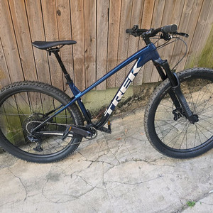 트렉 로스코8 MTB ML 신품급 100km 주행 이미지