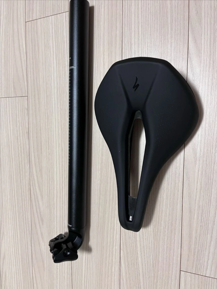 파워안장 싯포스트 이미지