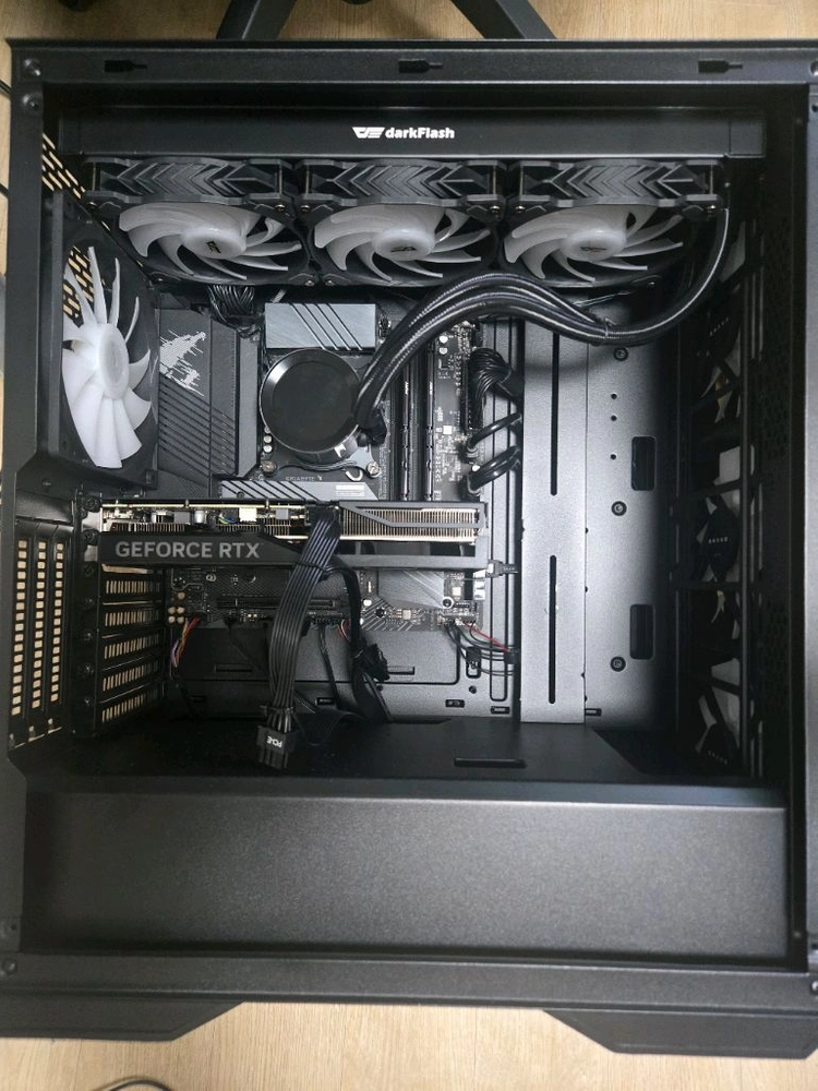 i7-14700K B760M 4060TI NVME M.2 500G SSD 16g등 고성능 PC 팝니다. 이미지