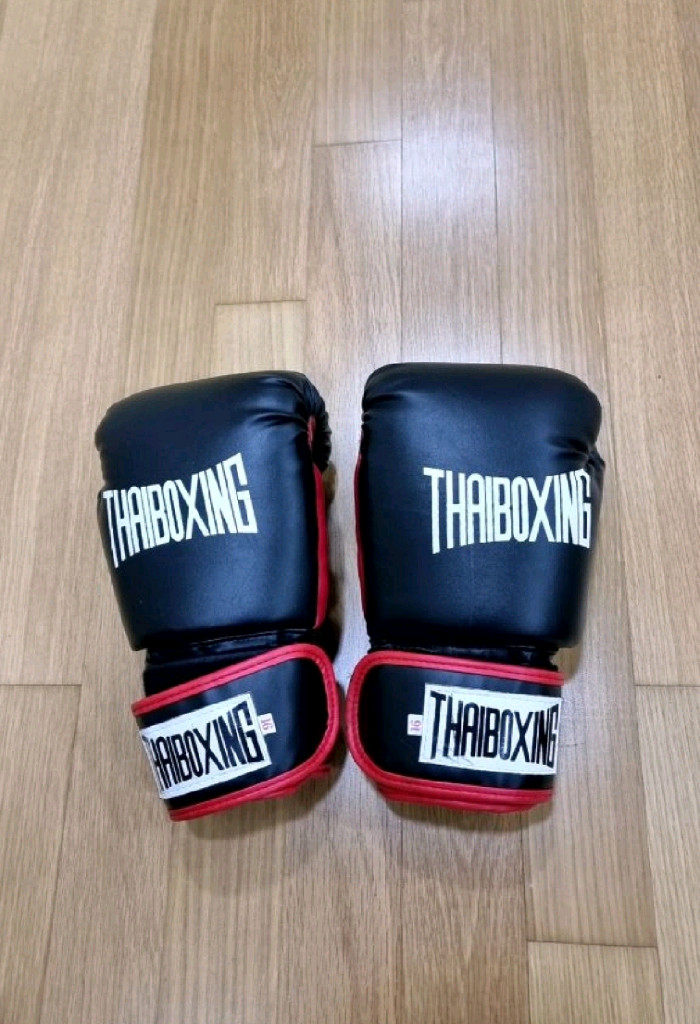 THAIBOXING 복싱 글러브16 팝니다. 이미지