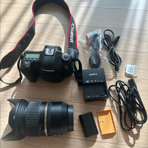 캐논 EOS 6D + 탐론 24-70 + 430EX3 + 시루이 T-2204xl 이미지