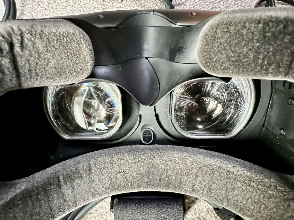 HTC VIVE PRO 2 VR 헤드셋 이미지