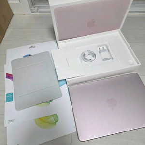 맥북 네오 256 블러쉬 판매합니다 이미지