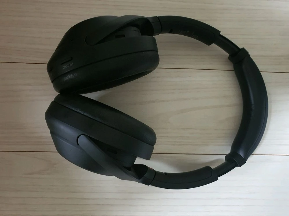 소니 WH-1000XM4 이미지