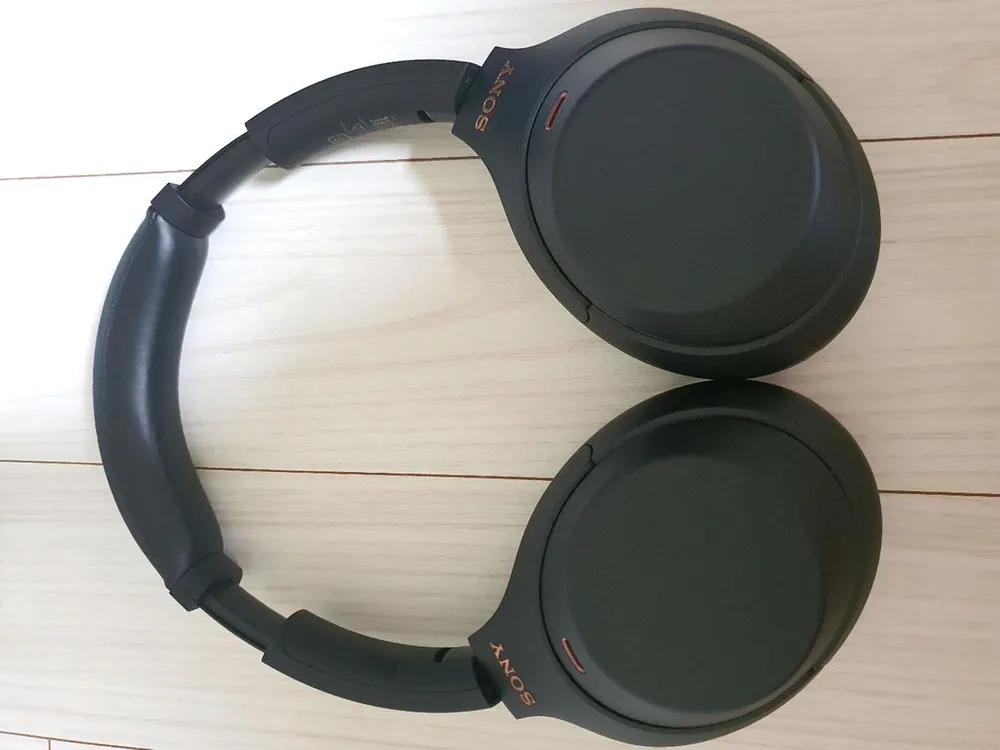 소니 WH-1000XM4 이미지